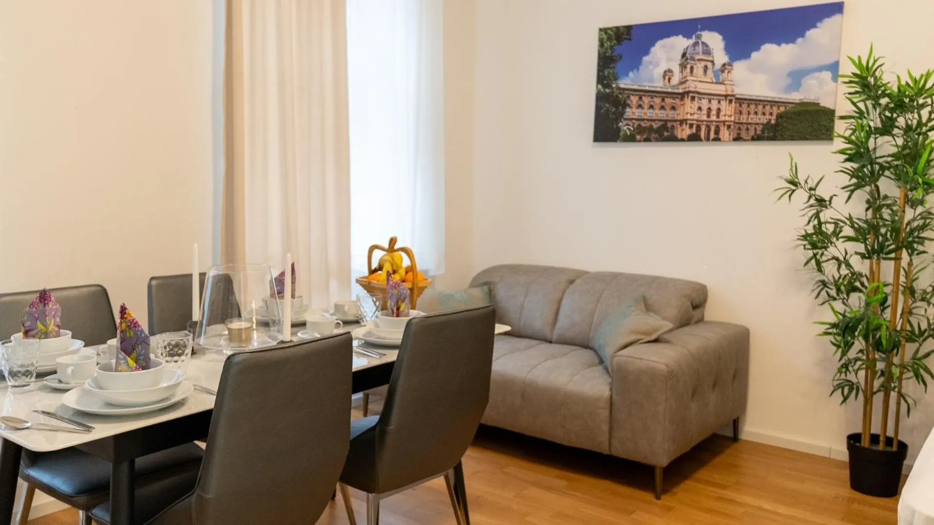 Art Living Vienna Aparthotel